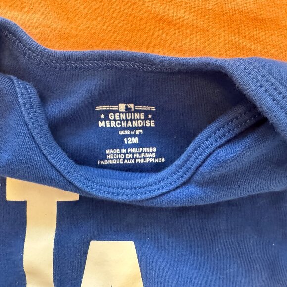 ⚾️ LA Dodgers Baby Bodysuit & Hoodie Set (12M, MLB Genuine Merchandise) - Picture 3 of 6